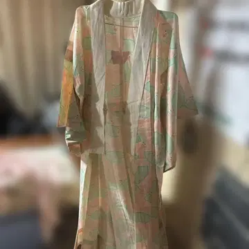 아이와 파도 무늬의 기모노