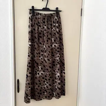 BEATRICE 애니멀 프린트 플레어 스커트