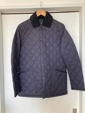 바버 네이비 퀼팅 자켓