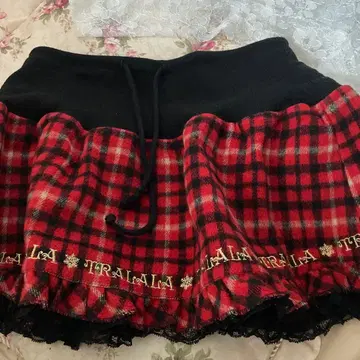 [레어] TRALALA 따뜻한 소재 체크 스커트