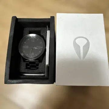 NIXON THE CORPORAL TAKE CHARGE 100M