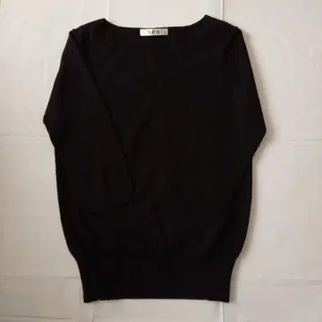 INDEX 인덱스 SPB V넥 스웨터 블랙