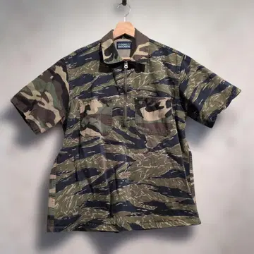 TIGRE BROCANTE 카모플라쥬 하프 지퍼 오버 셔츠