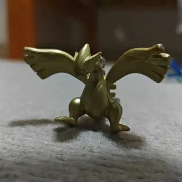 루기아 골드 키링