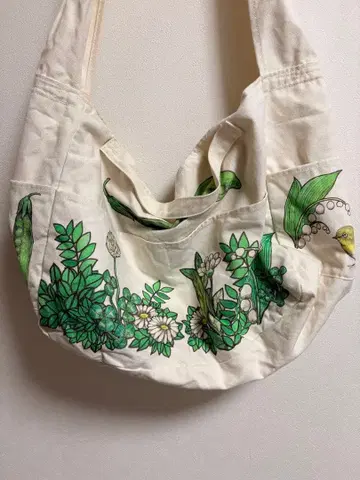 히구치 유코 홀베인 콜라보 백