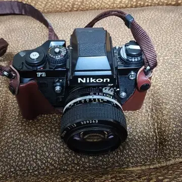 니콘 Nikon F3 HP + Nikkor 50mm f/1.2 세트 | 브랜드 중고거래 플랫폼