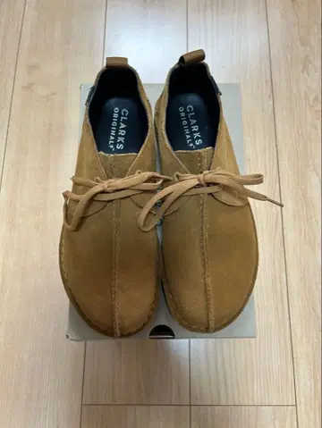 CLARKS 데저트 트렉 고어텍스 탄 스웨이드