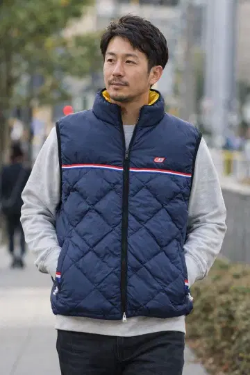 [ 하자품 ] 55DSL 다운 베스트 M 사이즈 네이비