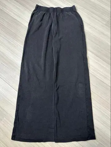 'zara' faded baggy sweat pants