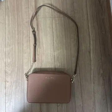 MICHAEL KORS 브라운 숄더백