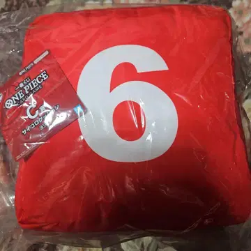 제일복권 C상 주사위 쿠션 ONE PIECE CARD GAME