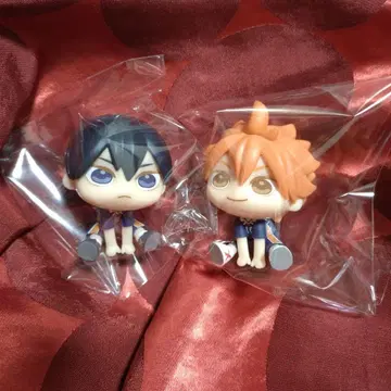 하이큐 큐룽하게 쳐다보는 포즈 히나타 쇼요 카게야마 토비오