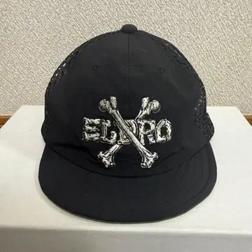 미사용 새상품 엘도레소 러닝 캡 스컬 크로스본 트레일 러닝