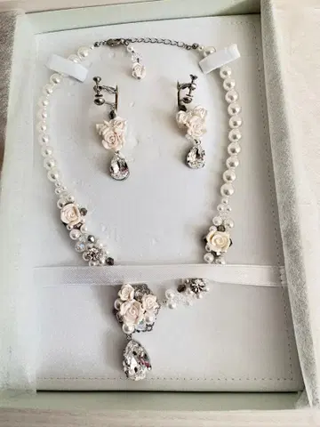 장미 펄 플라워 목걸이 귀찌 숨겨진 미키 웨딩