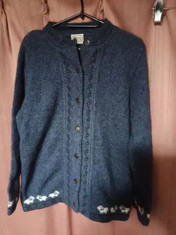 레어 Koru 고급 메리노울 소재 네이비 양 모티브 가디건 뉴질랜드 제