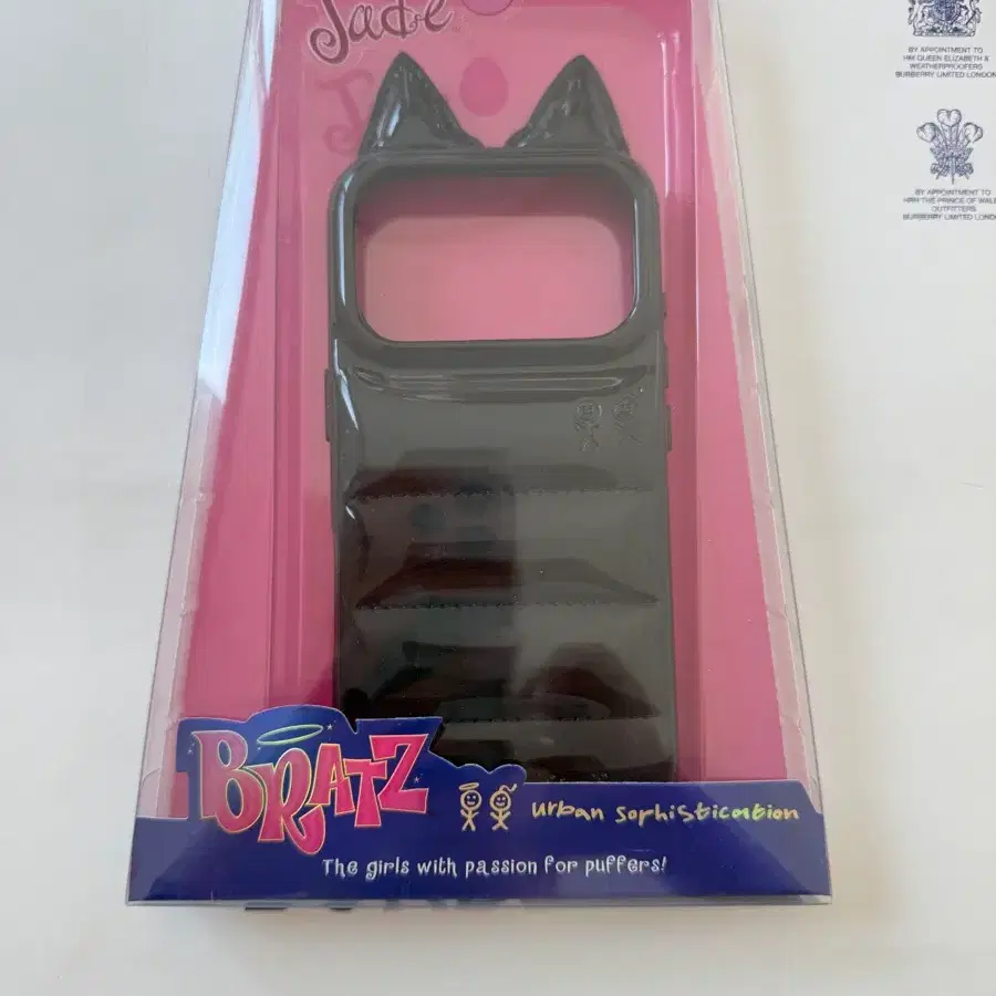 Urban Sophistication Hello Kitty 17pro on Bunjang Global Site.