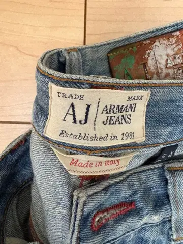 ARMANI JEANS (아르마니진스) EU/USA 사이즈 28 데미지