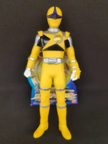 반다이 슈퍼전대 히어로 시리즈 우주전대 큐렌쟈 카지키 옐로우 09