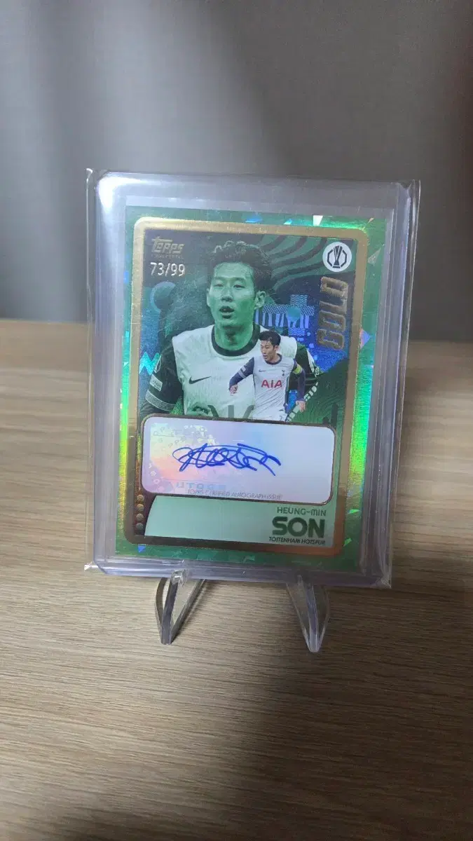 Topps 손흥민 친필 사인 한정판 카드 73/99