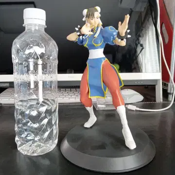 춘리 피규어 약 20cm