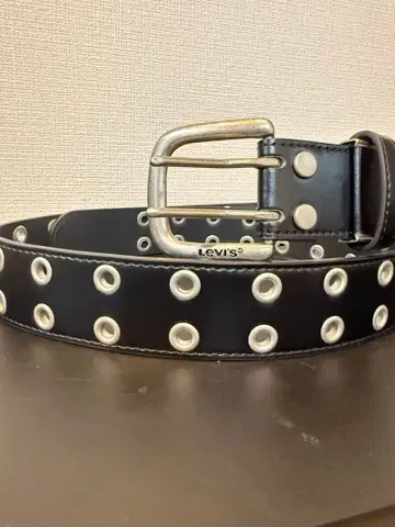 리바이스 스터드 장식 블랙 가죽 벨트