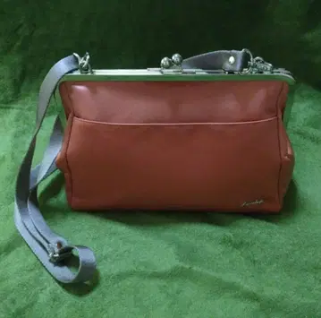 가마구치 전문 AYANOKOJI 아야노코지 백