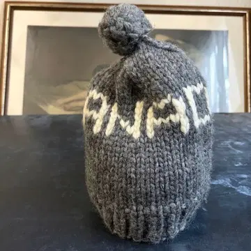 그레이 코위찬 니트 모자 폼폼 포함 CANADA