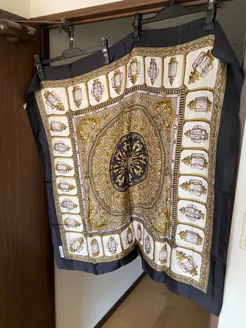 루이까또즈 실크 스카프 대형