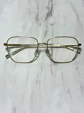 골드 스퀘어 프레임 안경 OWNDAYS