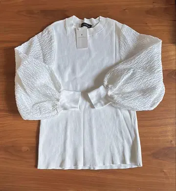 [ 새상품 ] 봄 니트 자카드 슬리브 리브 니트 풀오버 워셔블