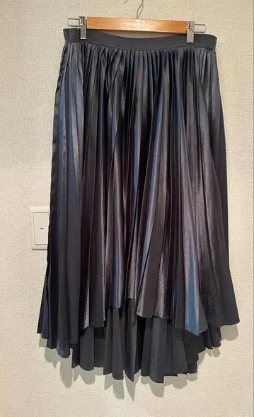 파비아나 필리피 플리츠 스커트 새상품급