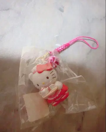 헬로키티 웨이트리스 족쇄 스트랩 카페 브라운 초레어