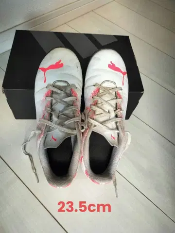 Puma 축구화 화이트/핑크