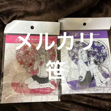 이토 준지 x 산리오 캐릭터즈 배경 포함 아크릴 스탠드 갸루 토미에