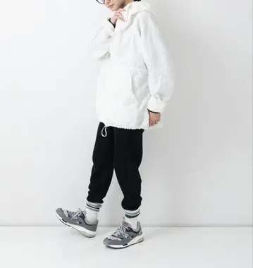 Veritecoeur 베리떼꾸르 워시 아웃 후드 풀오버