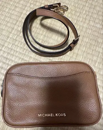 MICHAEL KORS 숄더백 브라운