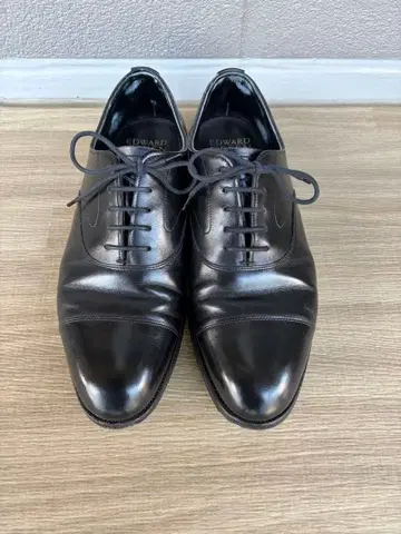 EDWARD GREEN 첼시 8 하프 D