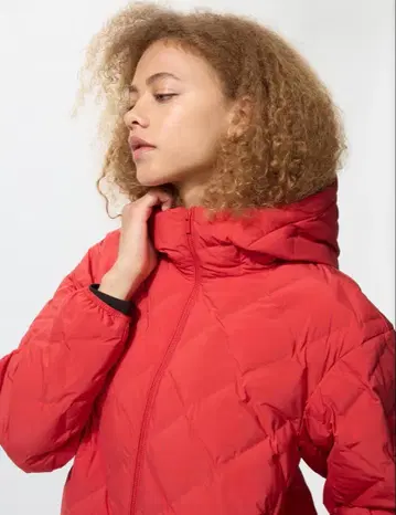 L 사이즈 퍼프 테크 후드티 유니클로