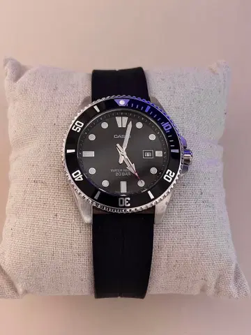 CASIO MDV-107 200m 방수 블랙