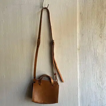 가죽 미니 숄더백 tideway