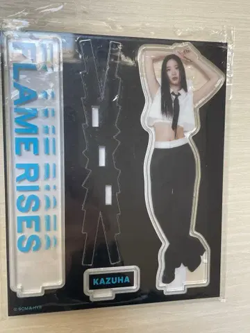 LE SSERAFIM 카즈하 아크릴 스탠드 JAPAN FRAME RISE