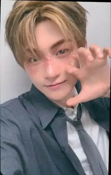 TWS UMS JIHOON play hard COMPACT