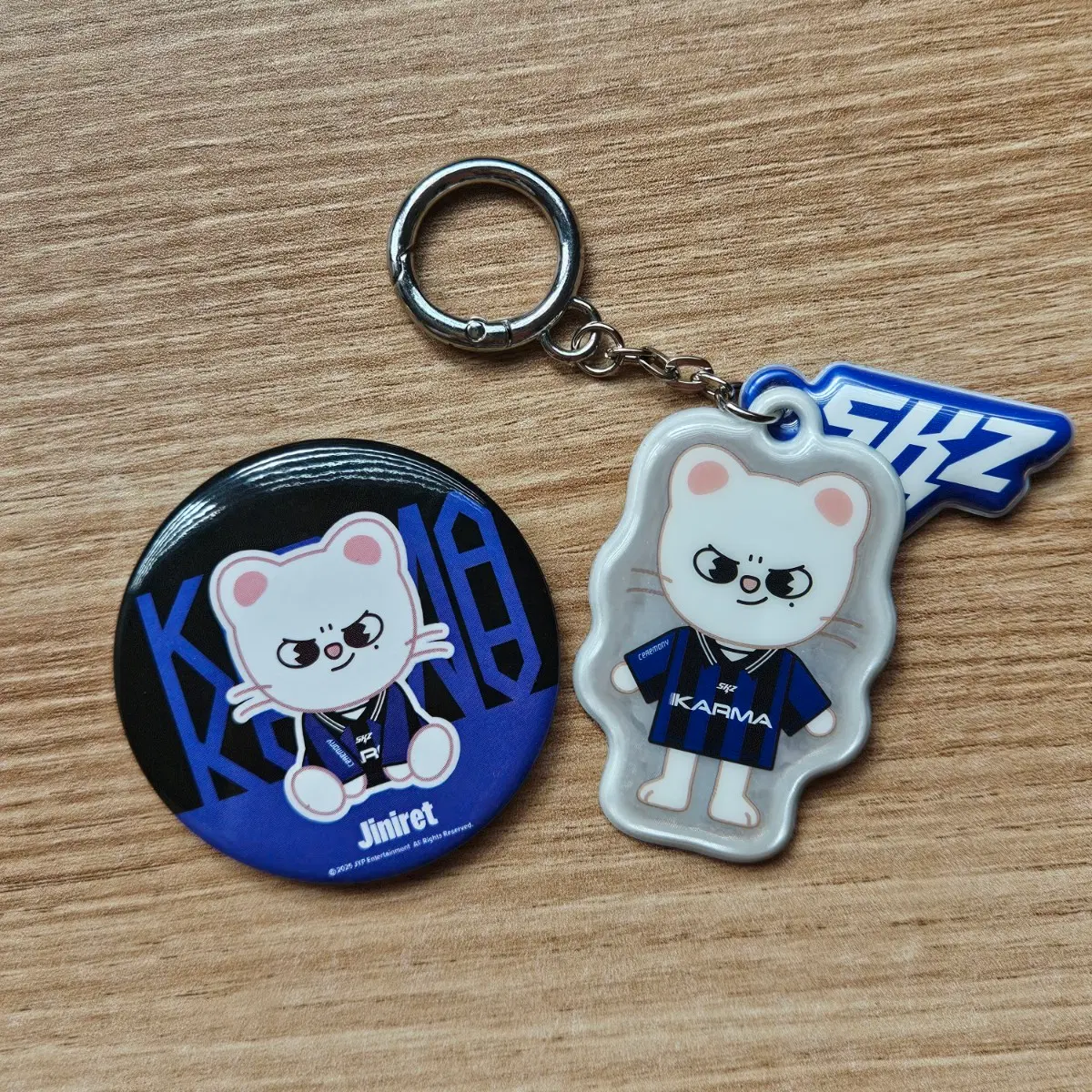 Lowest Price) Stray Kids SKZOO Hyunjin Jini Lette Karma Pop Up Hand Mirror Keychain