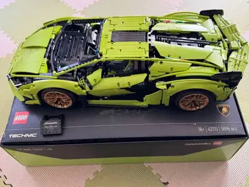 레고 테크닉 42115 람보르기니 시안 완성품