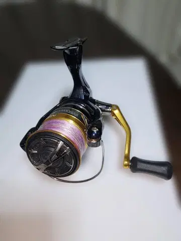 시마노 16 나스키 2500