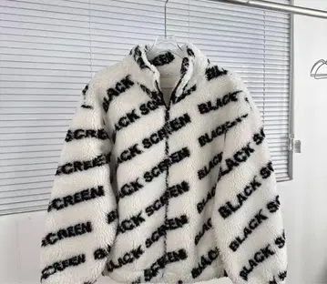 플리스 자켓 블랙 스크린