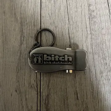 Bitch Skateboards 스케이트 덱 키링