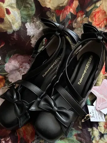 시마무라 x 호시나 사쿠라코 리본 펌프스 블랙 L 사이즈 택 포함