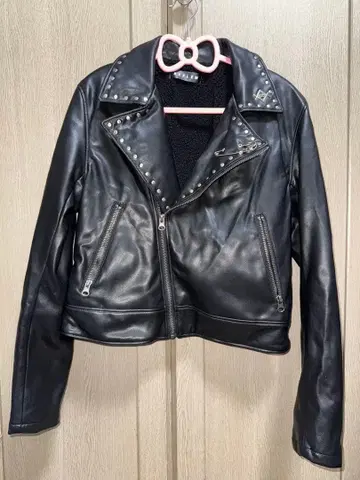 REFLEM 라이더스 스터드 블랙 가죽 자켓