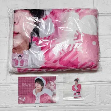 꿈 먹는 NEON 가챠 유라